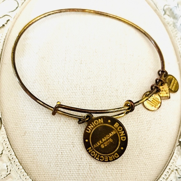 Alex & Ani Gold Arrows Of Friendship Bonds Charm Bangle Bracelet - Picture 3 of 3